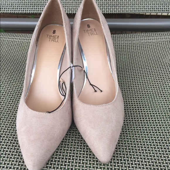 Time and Tru Women's Point Toe Heel - Picture 3 of 9